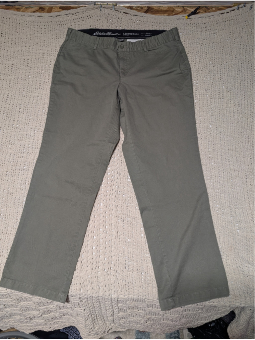 Women's Eddie Bauer Straight Leg Pants Size 16W Olive